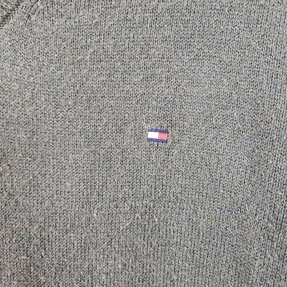 Tommy Hilfiger Green V-Neck Sweater Mens Medium Logo Long Sleeve Preppy Office - Picture 4 of 8